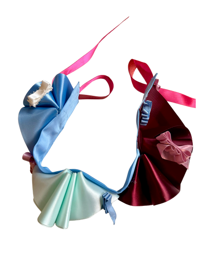 Jewel Ruffle Clown Collar