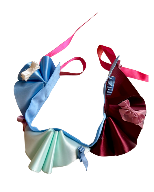 Jewel Ruffle Clown Collar